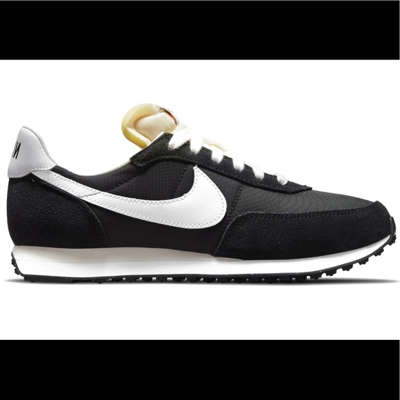 Nike Other - NEW NIKE Trainer 2